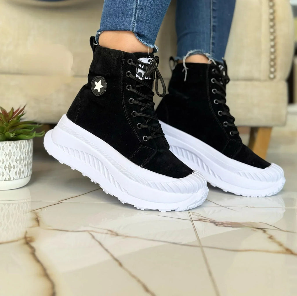 gid://shopify/MediaImage/24692326367326